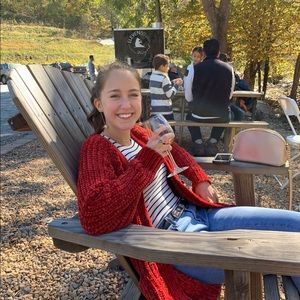 Meet your Posher, Allison